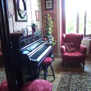 https://la-ganse-blanche.hotels-rhonealpes.com