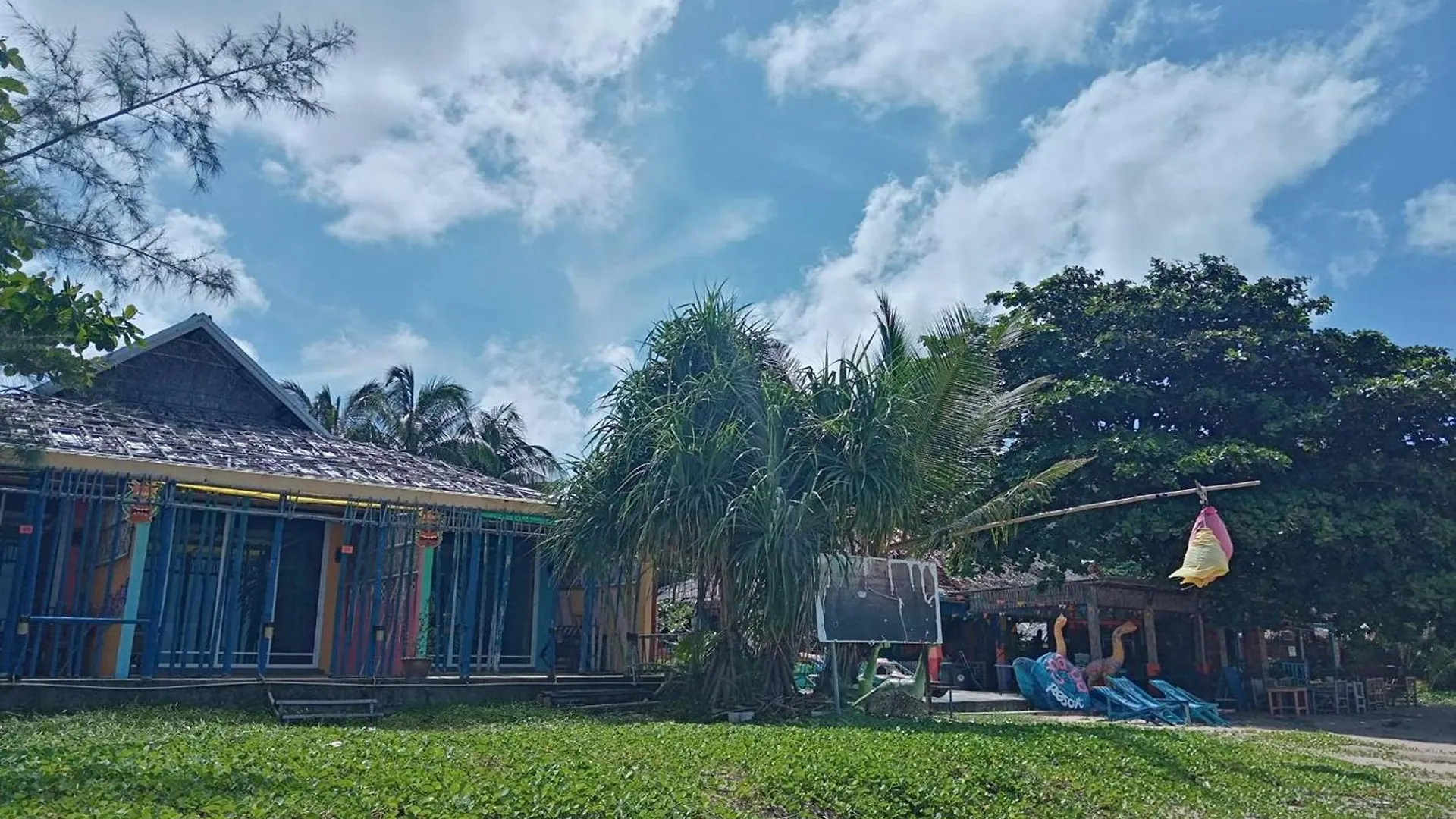 Chaba Bungalows Ban Ai Dao